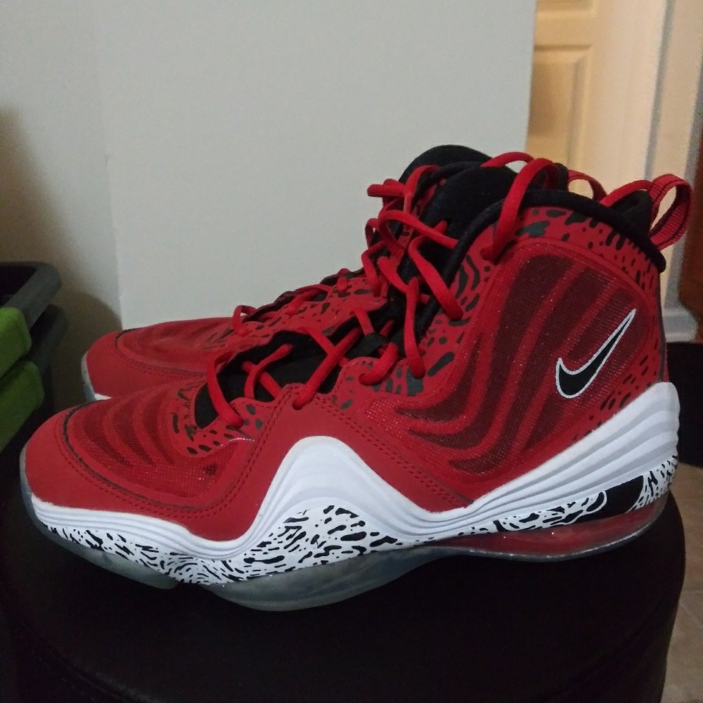 Sneakers - Picture 3 of 3